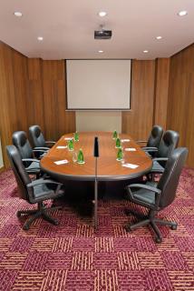 Crowne Plaza Airport by IHG - 2