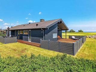Coastal Home with Spa and Sauna - 7