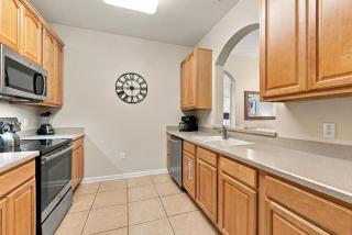 3BR Vista Cay Conventions Parks and Orlando Fun - 3