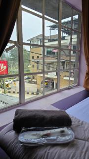 De Cameron Guest House - 9