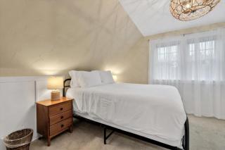 Family-Friendly Home Near Beach with Fenced Yard , Fire Pit, Three Bedroom Plus Office make for Four Unique Sleeping Spaces, Pocasset Home Perfect for Families, Host up to 7, 24 Hr Hospitality - 2
