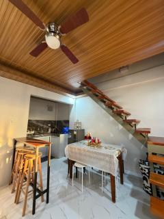 Cozy Private Room at Casa Les Yram Shared Spaces n Local Vibe - 8