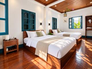 Khiri2 - 1