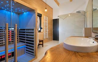 Lovely Home In Lovinac With Sauna - 4