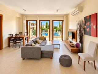Theseus Village - 2 Bed Apartment with Pool View, Aphrodite Hills - 4