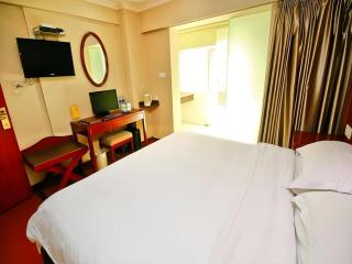 GreenTree Inn Xi'an Bell and Drum Tower Food Street Ancient City Wall Ximen Express Hotel - 1
