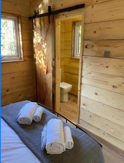 Island Retreat Indio Lake Newton Road Bovey Tracey Devon TQ13 9DY - 5