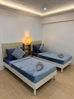 FortResidences Hometel Unit 203 - 0