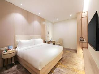 GreenTree Eastern Hotel Shenzhen Nanshan District Qianhai Free Trade Zone Lilin Metro Station - 1
