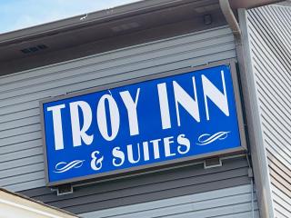 TROYINN&SUITES - 1