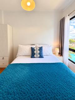 Modern Luxe 2 Br Free Pool Access Parking and Netflix - 3
