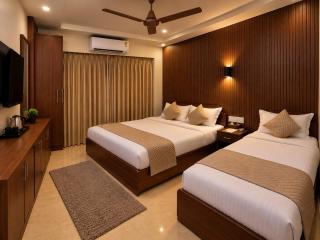 Raaj Inn - 8