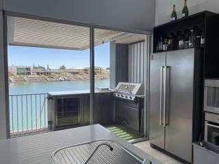 Sea Breeze Waterfront Retreat – Spacious 6-Bedroom Holiday Home on Wallaroo Marina - 8