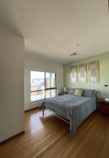 Sea Breeze Waterfront Retreat – Spacious 6-Bedroom Holiday Home on Wallaroo Marina - 1
