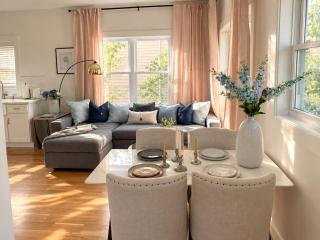 East Side 3BR Home near Brown & Miriam Hospital - 7