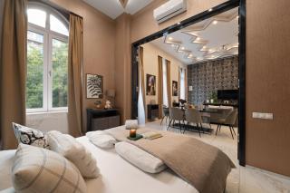 Marble & Gold Apartment by Andrássy - 4