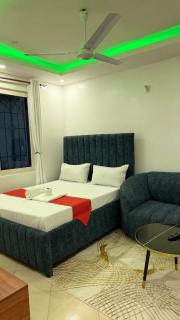 pinkys studio bamburi - Mombasa - 7
