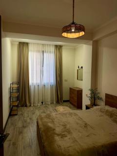 Comfortable 3 Bedroom Apartment - 0