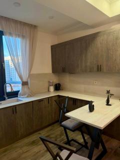 Comfortable 3 Bedroom Apartment - 2