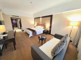 The Bmc Hotel - 5