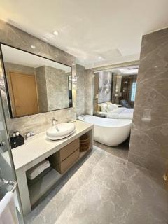 The Bmc Hotel - 4