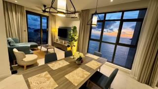 Coastal Luxe Retreat - 3BR - Corner Beachfront Apartment at Cenang - 0