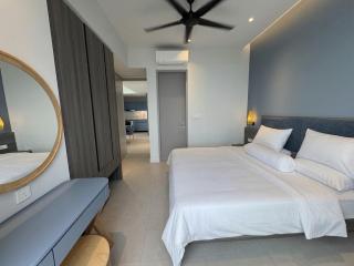 Coastal Luxe Retreat - 3BR - Corner Beachfront Apartment at Cenang - 1