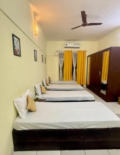 Elite Hostel- A Perfect Stay for Working Professional,Travellers - 4
