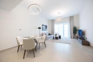 Bloomfields 1BR in Vantage 2- YGC - Abu Dhabi - 2