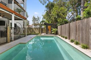 Charming & Modern Resort Living - 8
