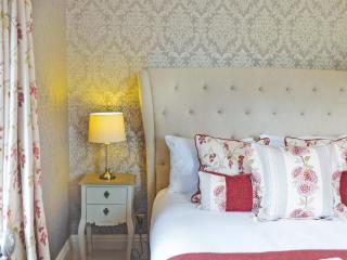 Ballogie House - 9