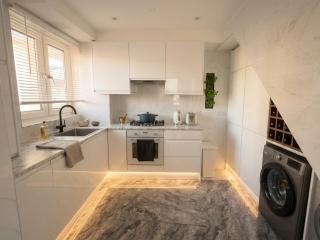 London modern 2BD flat Garden 2m Elizabeth line - 2