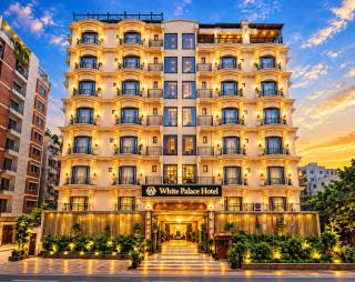White Palace Hotel - 9