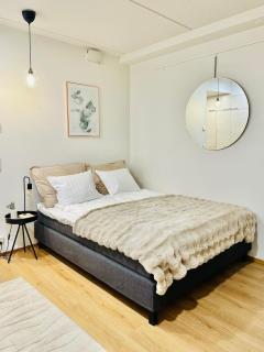 Aurora City Studio Njalla - 4