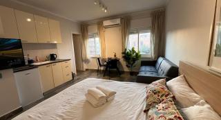 1BR Luminous Designe Suite Downtown JLM - 7