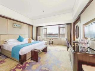 Haikou Conifer Garden Hotel - 4