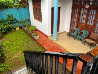 Lesadhi Home Stay - 8