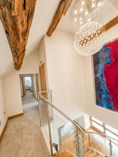 The Lion's Den Barn Countryside Retreat Sleeps 12 with Hot tub - 9