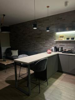 SeaFront Luxury Apartment - 4