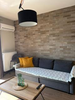 SeaFront Luxury Apartment - 3
