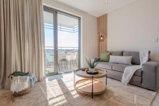The Stay Edit Skyline 1BR City Views Parking City Junction - 0