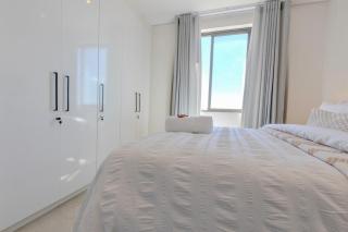 The Stay Edit Skyline 1BR City Views Parking City Junction - 5