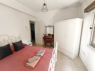 Spacious 3 bedroom Apartment in heart of Famagusta - 3