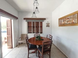 Spacious 3 bedroom Apartment in heart of Famagusta - 7