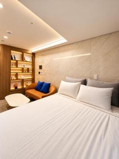 M House Gangnam Seocho - Seoul - 1