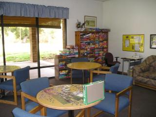 San Benito Camping Resort One-Bedroom Cabin 8 - Paicines - 6