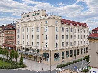 Hotel PIAST - 0