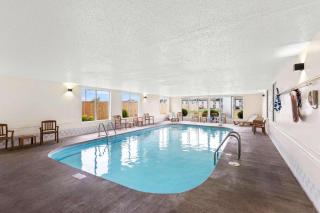 Best Western Airport Inn - Moline - 8