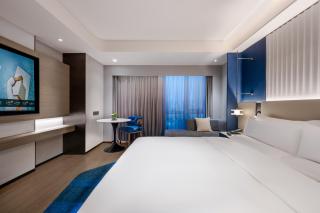 Novotel Shanghai Xujiahui - 1