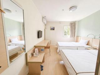 7 Days Inn Beijing Shangdi Xixiaokou Metro Station - 7